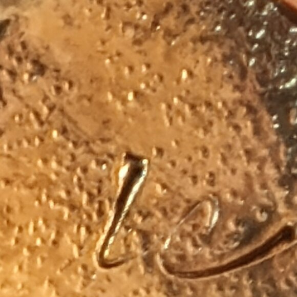 LC Enamel Poinsettia Brooch Red Gold Christmas Flower Pin - Picture 6 of 6